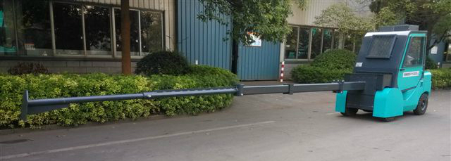 UED在线官网网页版(中国)唯一官方网站智能推料车成功进军冶炼行业
