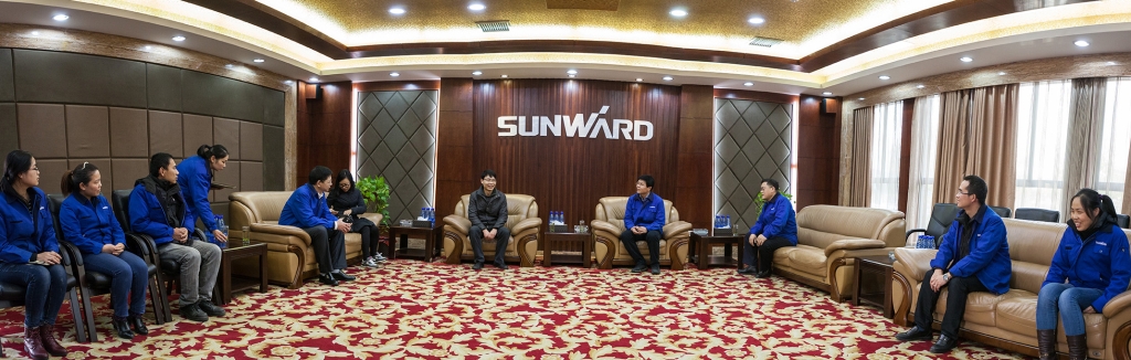 市科协领导莅临UED在线官网网页版(中国)唯一官方网站智能慰问困难科技工作者