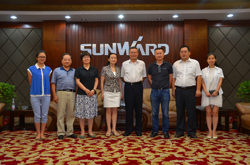 民盟湖南省委领导莅临UED在线官网网页版(中国)唯一官方网站智能考察交流