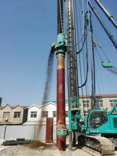 品质制胜UED在线官网网页版(中国)唯一官方网站智能双动力头强力多功能钻机屡创佳绩
