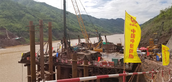 参与一带一路重大项目 UED在线官网网页版(中国)唯一官方网站智能旋挖钻扬名阿墨江特大桥