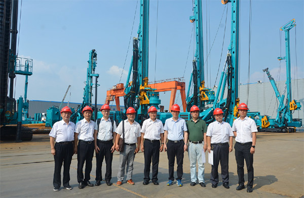 科技部高技术中心副主任袁建湘考察调研UED在线官网网页版(中国)唯一官方网站智能