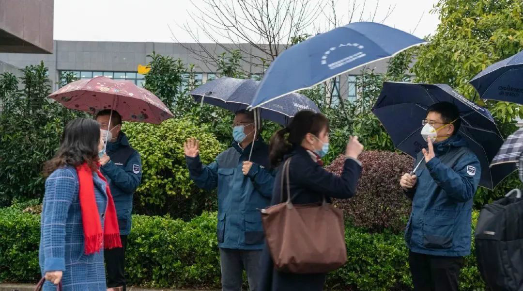 解码UED在线官网网页版(中国)唯一官方网站智能上半年成绩单背后的密码
