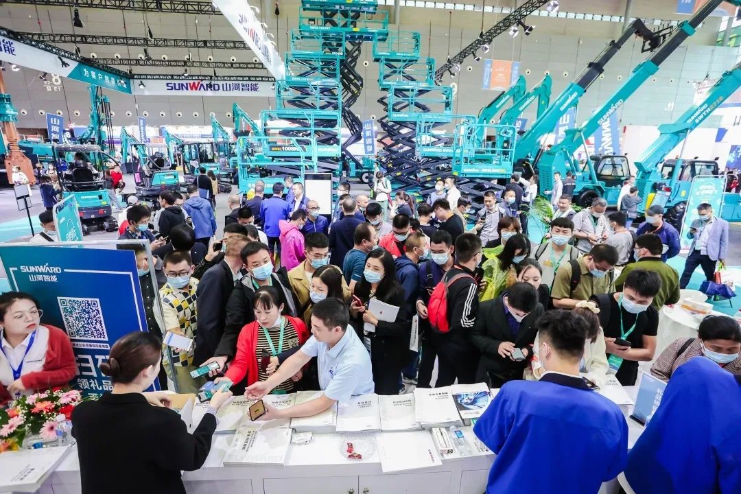 “机甲盛宴”长沙展圆满收官！UED在线官网网页版(中国)唯一官方网站智能展区亮点精彩回顾