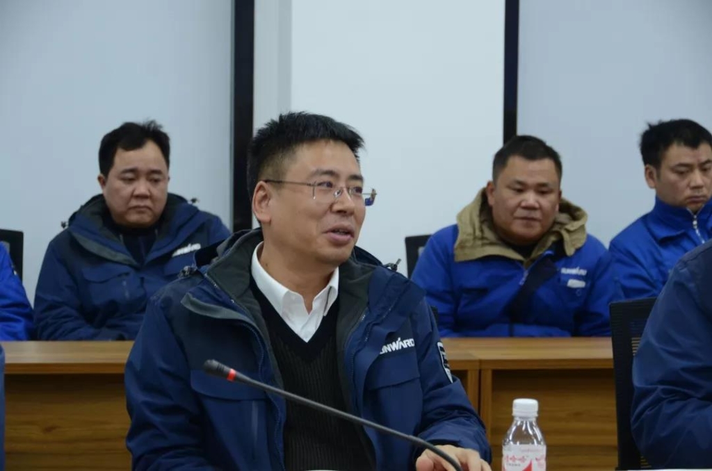 UED在线官网网页版(中国)唯一官方网站智能召开春节困难职工座谈会