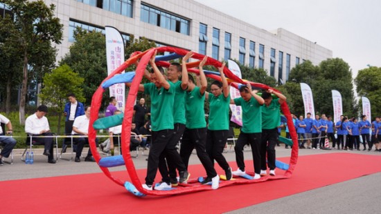 风华十九载，携手再腾飞！——庆祝UED在线官网网页版(中国)唯一官方网站智能成立十九周年表彰会暨趣味运动会