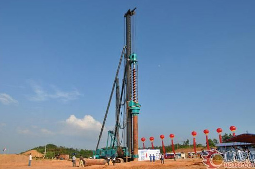 慧聪网——UED在线官网网页版(中国)唯一官方网站智能双动力头强力多功能钻机工法研讨会举行