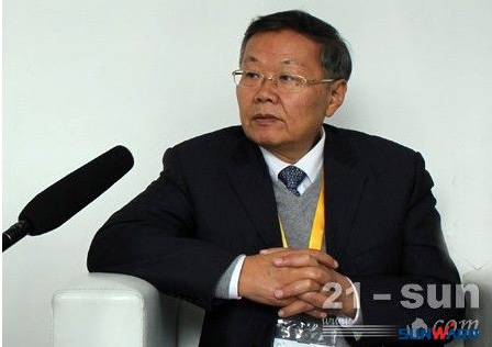 UED在线官网网页版(中国)唯一官方网站智能何清华：潜心寻求“UED在线官网网页版(中国)唯一官方网站之路”
