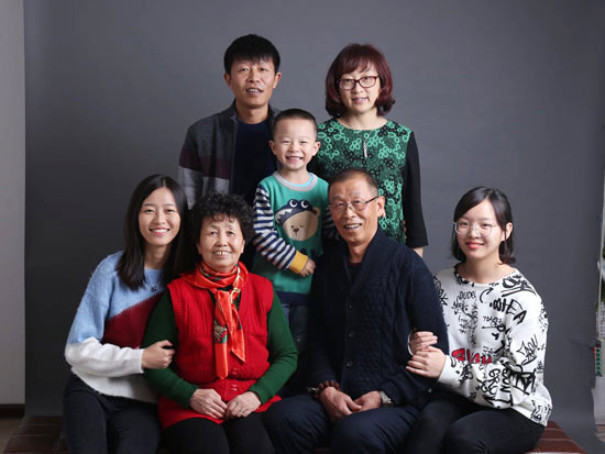钟情UED在线官网网页版(中国)唯一官方网站十一年，成就美女老板致富之路