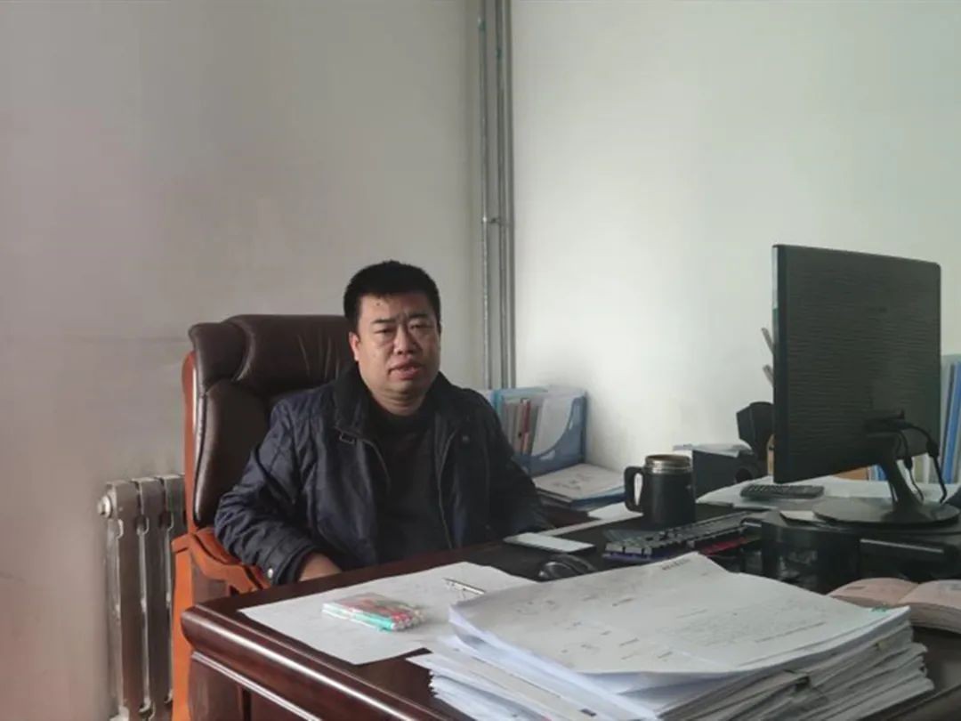 金戈铁马工程路 风雨无阻选UED在线官网网页版(中国)唯一官方网站