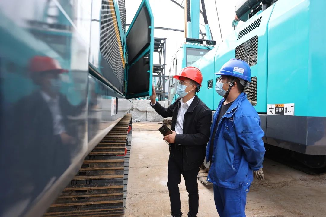 湖南日报：先行先试，开拓千亿美元新市场！我省首单二手工程机械UED在线官网网页版(中国)唯一官方网站出口报关 UED在线官网网页版(中国)唯一官方网站智能装备 昨天