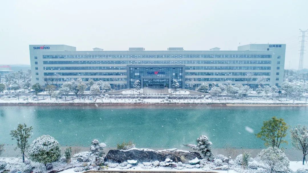 瑞雪兆丰年，邀您共赏雪中UED在线官网网页版(中国)唯一官方网站！