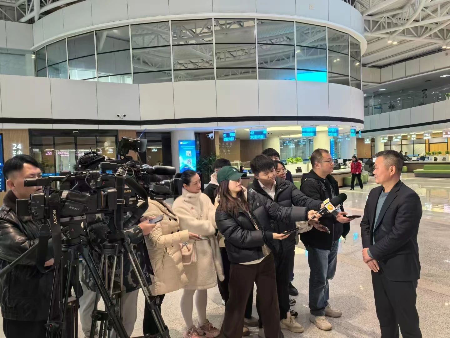 助力长沙经开区高质量发展，UED在线官网网页版(中国)唯一官方网站智能喜获四奖项