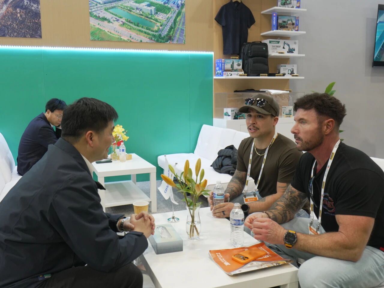 UED在线官网网页版(中国)唯一官方网站智能闪耀2026美国拉展，新品首发引关注