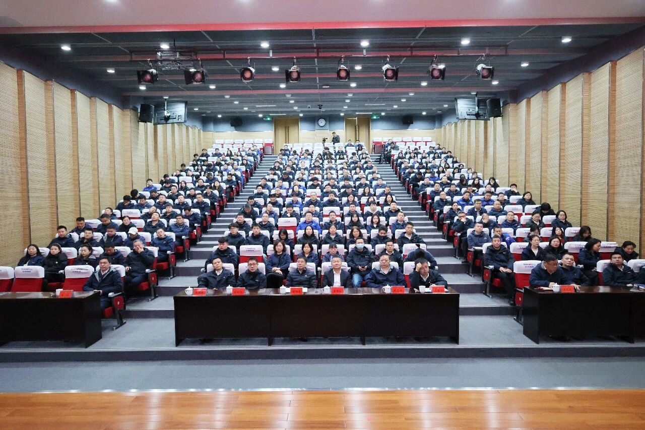 UED在线官网网页版(中国)唯一官方网站智能组织集中收看十四届全国人大四次会议开幕会