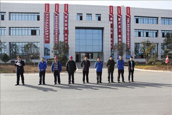 UED在线官网网页版(中国)唯一官方网站智能新型静压桩机实现热销，高效节能是主因