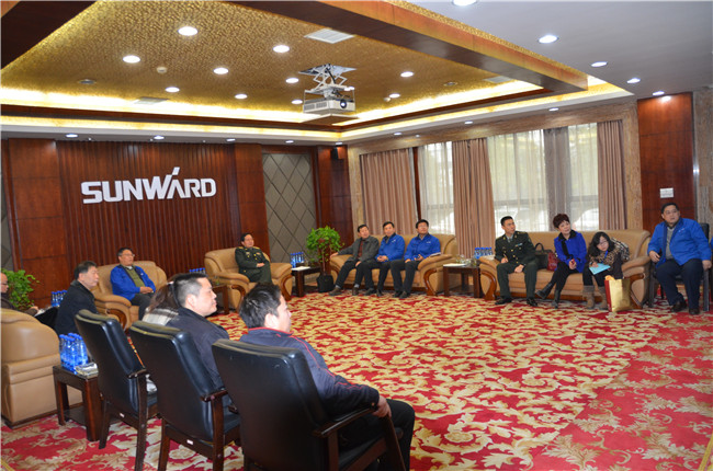 湖南省国动委综合办专职副主任胡代松考察UED在线官网网页版(中国)唯一官方网站智能