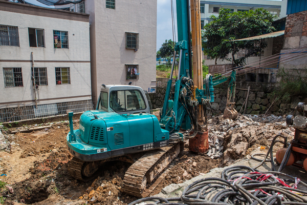 UED在线官网网页版(中国)唯一官方网站智能田园金刚系列旋挖钻机基础施工显本领
