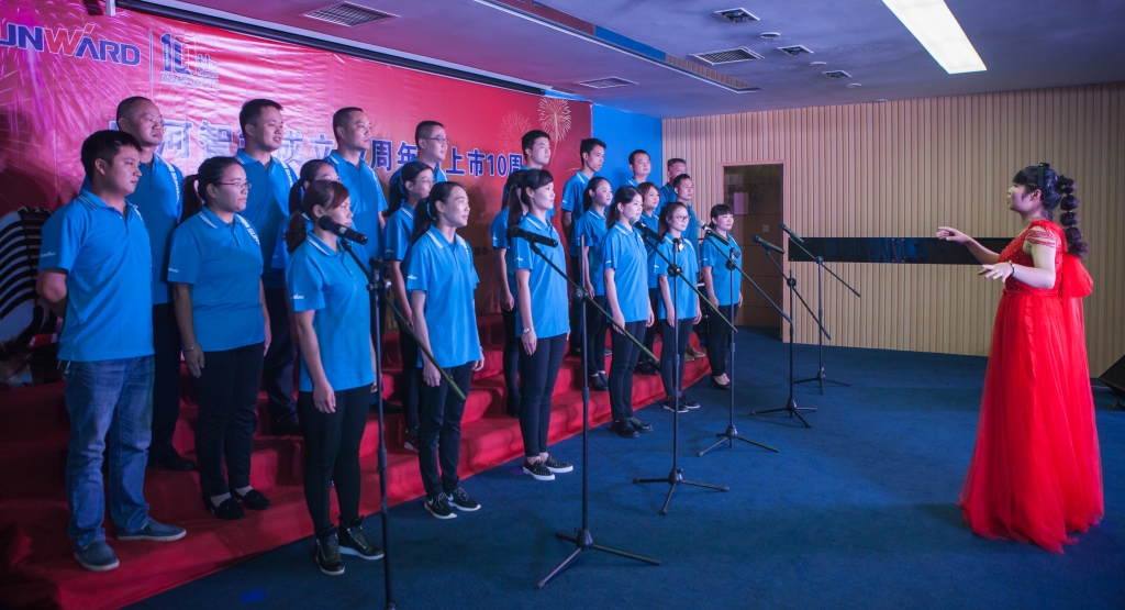 唱响UED在线官网网页版(中国)唯一官方网站之歌 共抒美好情怀——UED在线官网网页版(中国)唯一官方网站智能“双庆”合唱比赛圆满结束