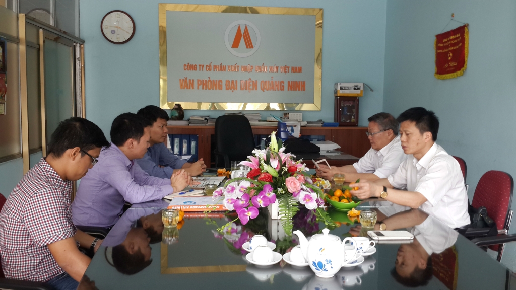 UED在线官网网页版(中国)唯一官方网站智能高级代表团访问越南