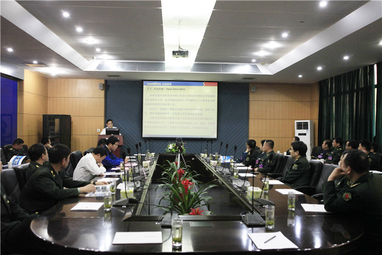 全军军交运输系统首长及国防科大领导莅临UED在线官网网页版(中国)唯一官方网站智能参观交流