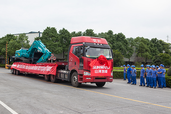 掘金一带一路，UED在线官网网页版(中国)唯一官方网站智能中大挖大批量出口泰国