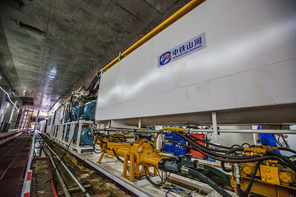 中铁UED在线官网网页版(中国)唯一官方网站盾构机双线掘进 全力攻坚长沙地铁5号线