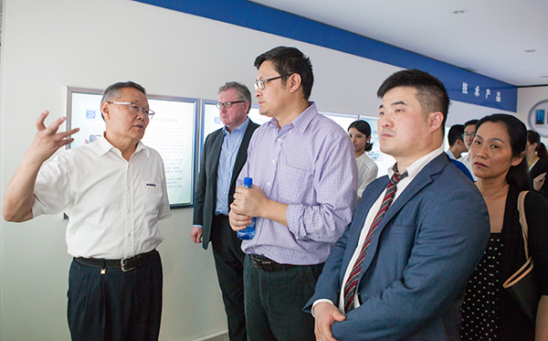 加拿大国会议员谭耕一行来UED在线官网网页版(中国)唯一官方网站智能考察