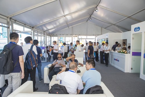 UED在线官网网页版(中国)唯一官方网站智能酷帅曾大虾，一大波美图带你亲临北京BICES展