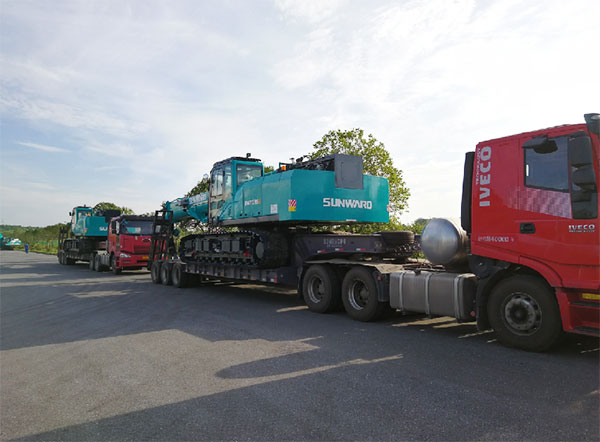 UED在线官网网页版(中国)唯一官方网站智能全新一代SWTC35B起重机征战越南