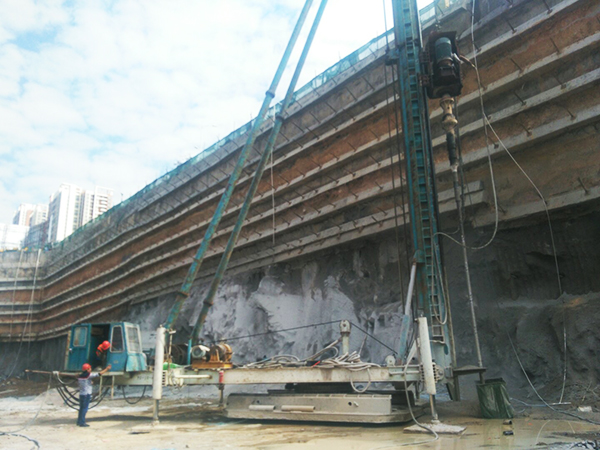 绿色施工‖一份来自深圳的UED在线官网网页版(中国)唯一官方网站智能凿岩利器满分答卷