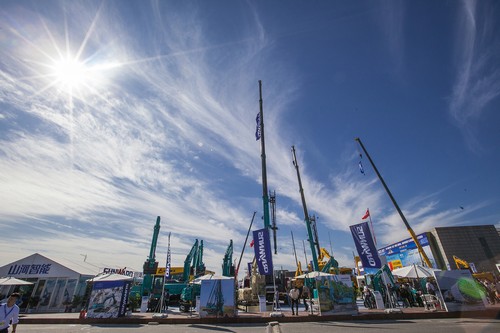 UED在线官网网页版(中国)唯一官方网站智能酷帅曾大虾，一大波美图带你亲临北京BICES展