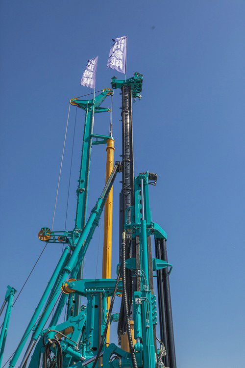 UED在线官网网页版(中国)唯一官方网站智能酷帅曾大虾，一大波美图带你亲临北京BICES展