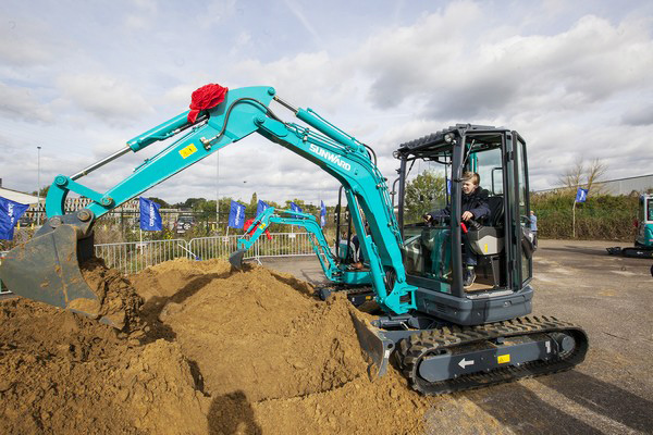 UED在线官网网页版(中国)唯一官方网站智能隆重举行2017年欧洲经销商大会