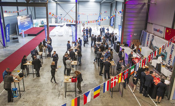 UED在线官网网页版(中国)唯一官方网站智能隆重举行2017年欧洲经销商大会