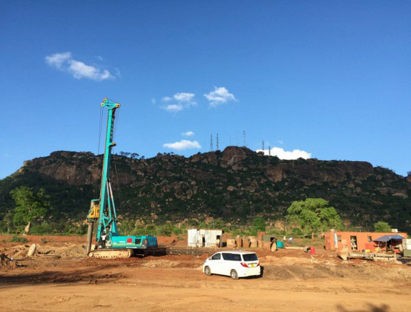 肯尼亚总统高度赞赏，乞力马扎罗山下UED在线官网网页版(中国)唯一官方网站绿闪耀