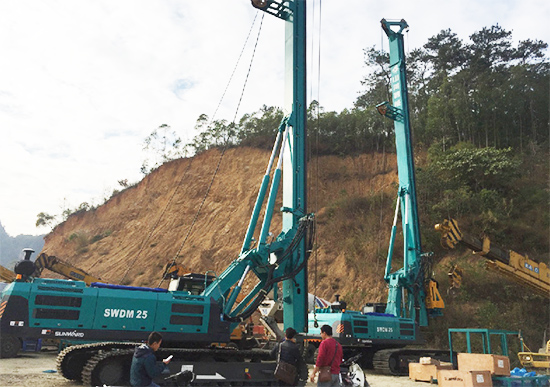 新年献礼UED在线官网网页版(中国)唯一官方网站智能9台SWDM25旋挖钻机征战越南