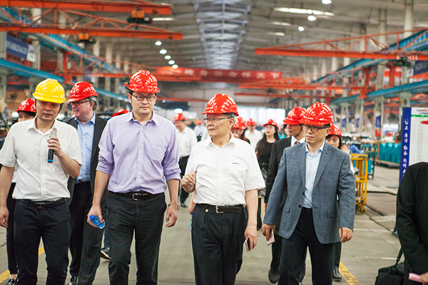 加拿大国会议员谭耕一行来UED在线官网网页版(中国)唯一官方网站智能考察