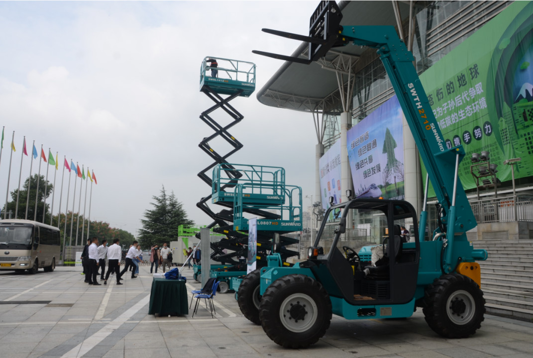 创新“绿”动能 UED在线官网网页版(中国)唯一官方网站智能绿博会上展风采