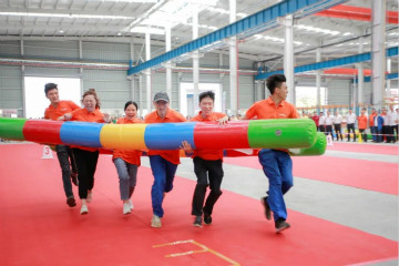 UED在线官网网页版(中国)唯一官方网站智能举办21周年庆祝表彰会暨趣味运动会