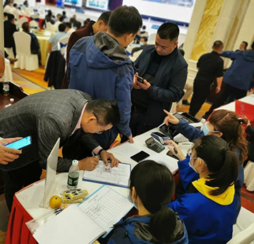 5千万! UED在线官网网页版(中国)唯一官方网站智能挖掘机订货会创新高