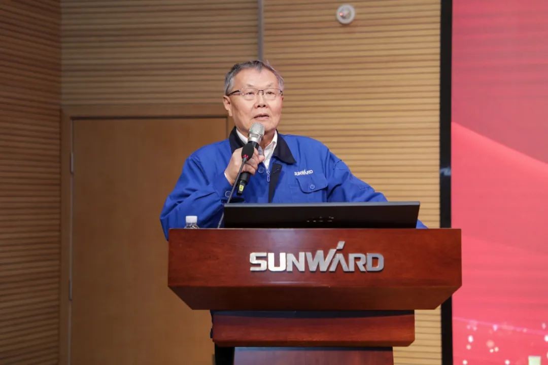 UED在线官网网页版(中国)唯一官方网站智能中高层干部晚间集中“充电”