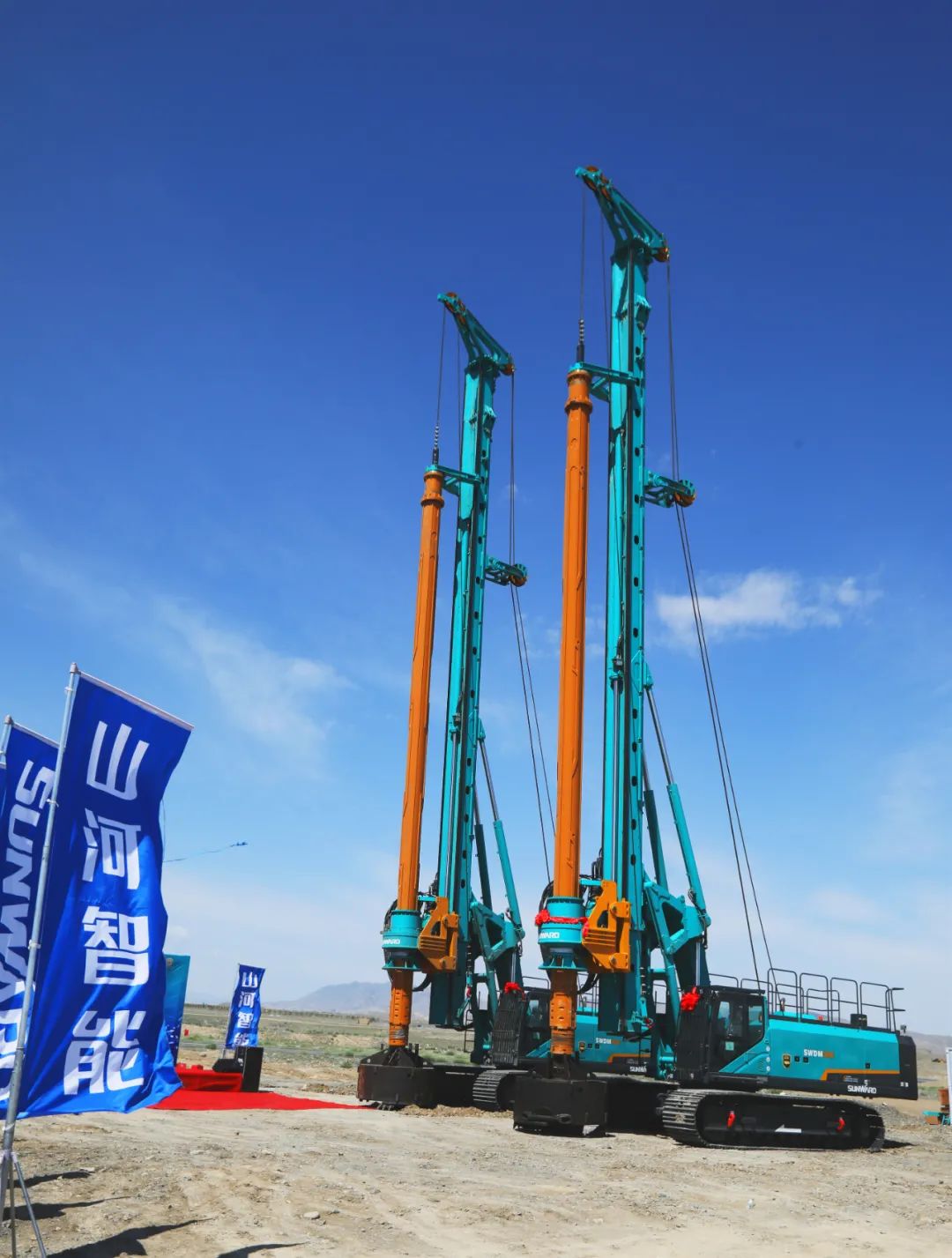 UED在线官网网页版(中国)唯一官方网站智能产品交付中国能建葛洲坝集团，助力建设大美新疆