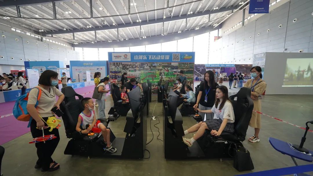 明星产品受追捧，UED在线官网网页版(中国)唯一官方网站航空携多款产品精彩亮相2021年湖南航展