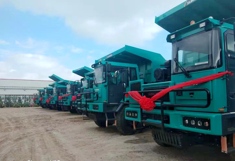 批量出口印度尼西亚!UED在线官网网页版(中国)唯一官方网站智能矿卡征战矿山前线