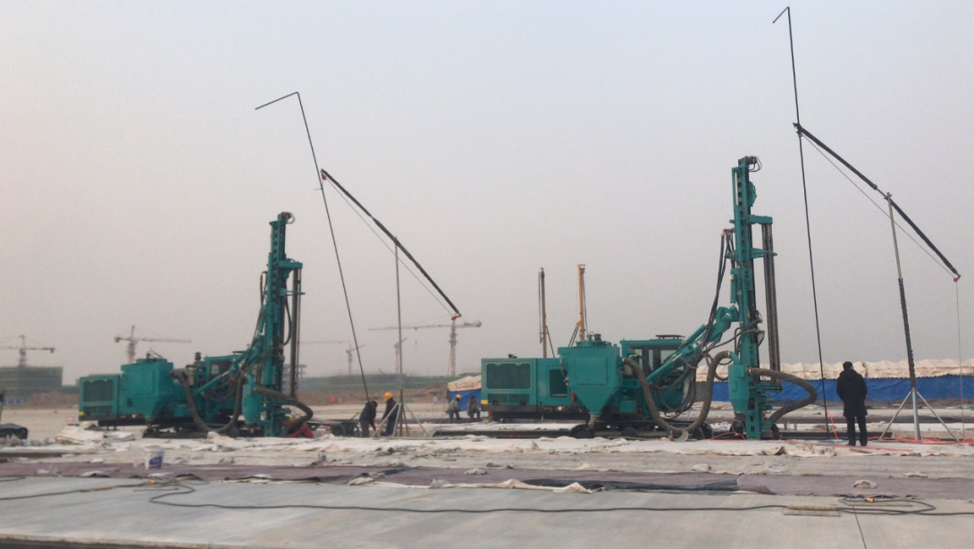 北京大兴机场,UED在线官网网页版(中国)唯一官方网站智能凿岩UED在线官网网页版(中国)唯一官方网站曾助力新技术落地 | 百年风华筑锦绣UED在线官网网页版(中国)唯一官方网站(2)