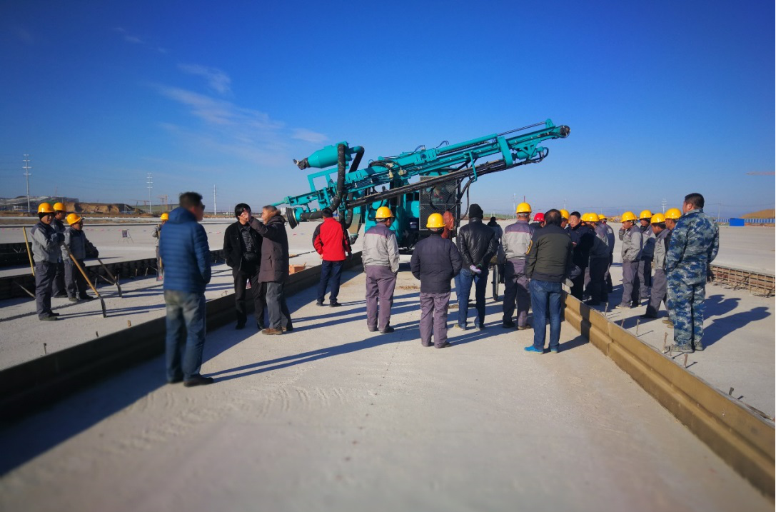 北京大兴机场,UED在线官网网页版(中国)唯一官方网站智能凿岩UED在线官网网页版(中国)唯一官方网站曾助力新技术落地 | 百年风华筑锦绣UED在线官网网页版(中国)唯一官方网站(2)