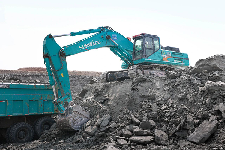 图集 | 征战矿山！UED在线官网网页版(中国)唯一官方网站智能绿色矿山成套装备“大将”云集