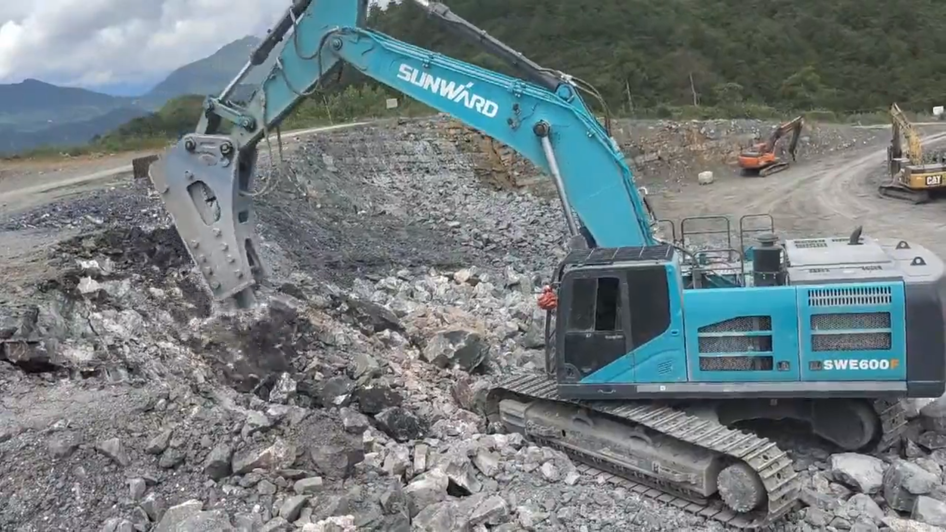 “矿山猛士”再出击!这就是“UED在线官网网页版(中国)唯一官方网站力量”