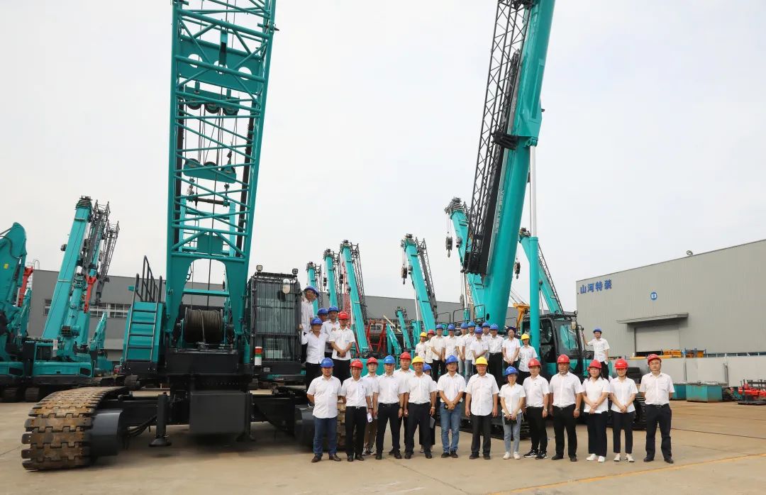 双鹰翱翔，“E”往无前！——UED在线官网网页版(中国)唯一官方网站智能新一代E系列起重机下线！